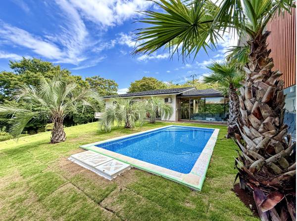 静岡県伊東市富戸の中古戸建