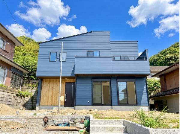 神奈川県鎌倉市稲村ガ崎５丁目の新築戸建
