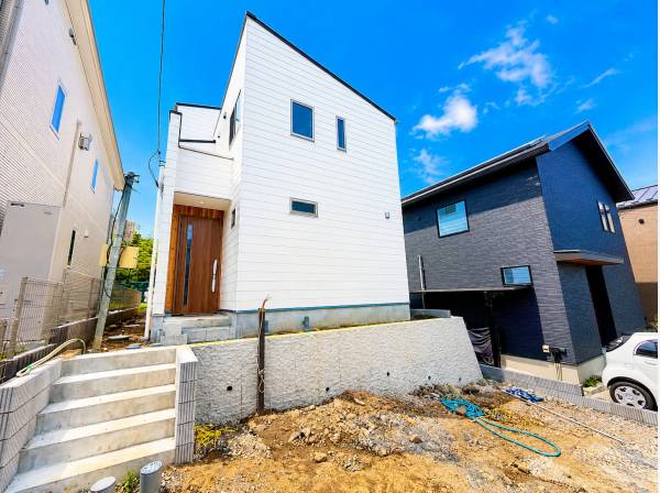 神奈川県藤沢市片瀬山５丁目の新築戸建