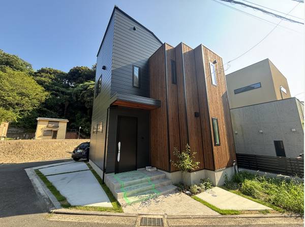 神奈川県三浦郡葉山町堀内の新築戸建