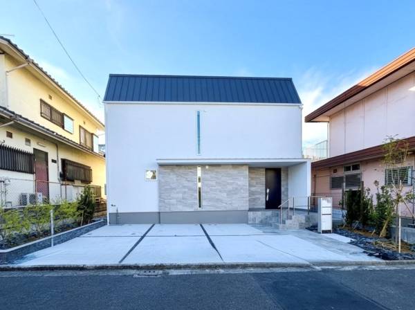 神奈川県藤沢市片瀬山３丁目の新築戸建