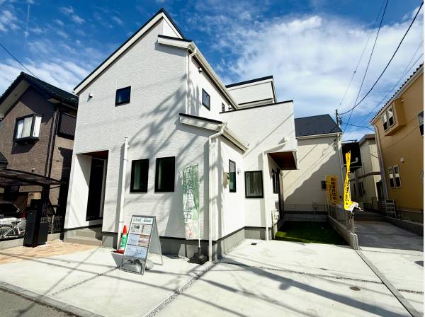 神奈川県藤沢市辻堂３丁目の新築戸建