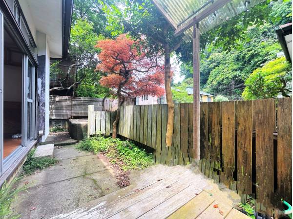 神奈川県鎌倉市扇ガ谷４丁目の中古戸建