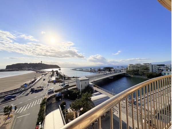 神奈川県藤沢市片瀬海岸１丁目のマンション