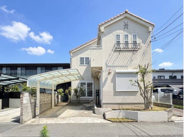 神奈川県藤沢市鵠沼桜が岡２丁目の中古戸建