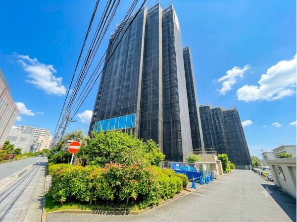 神奈川県茅ヶ崎市赤松町のマンション