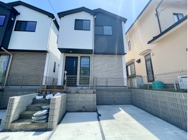 神奈川県逗子市久木８丁目の新築戸建