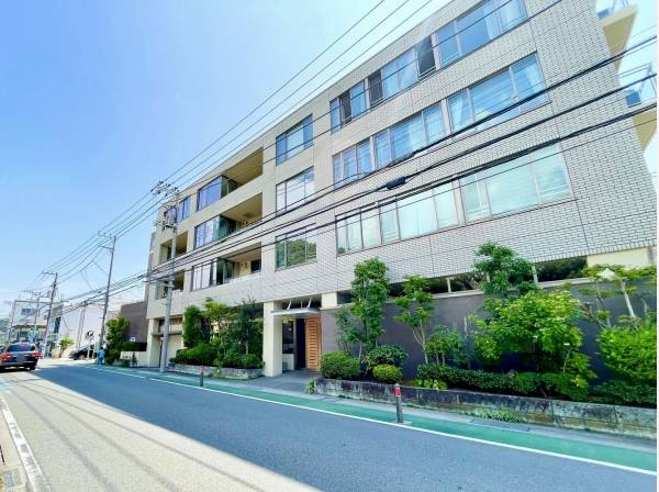 神奈川県鎌倉市御成町のマンション