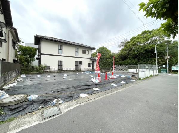 ～「鎌倉」駅徒歩15分～
古都鎌倉を感じる建築条件なし売地！
