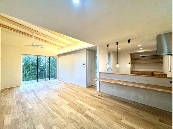 神奈川県鎌倉市梶原２丁目の新築戸建