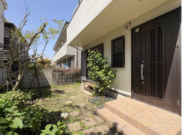 神奈川県藤沢市鵠沼海岸４丁目の中古戸建