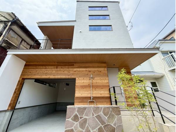 神奈川県鎌倉市腰越３丁目の新築戸建