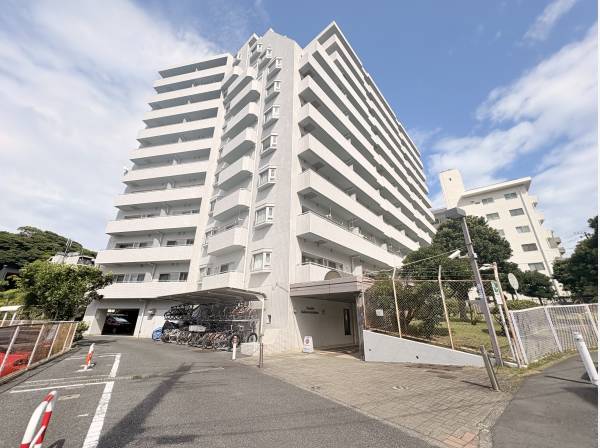 神奈川県藤沢市片瀬海岸１丁目のマンション