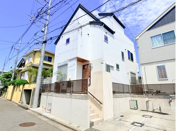 神奈川県鎌倉市腰越１丁目の中古戸建
