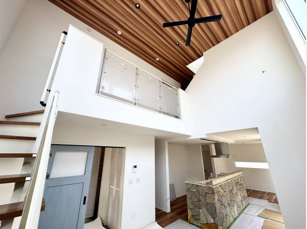 神奈川県藤沢市片瀬５丁目の新築戸建