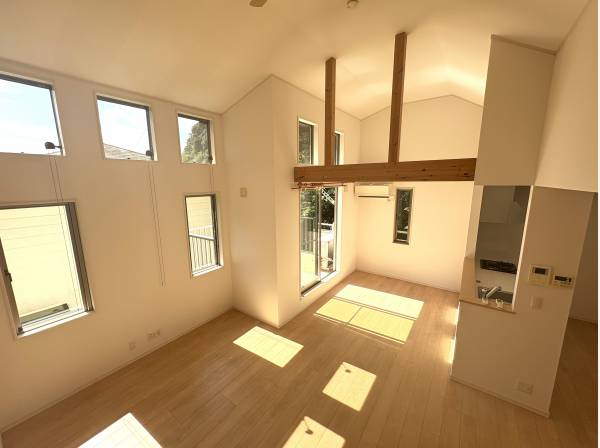 神奈川県鎌倉市西御門１丁目の中古戸建