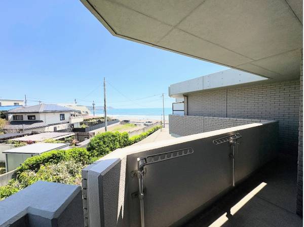 神奈川県鎌倉市由比ガ浜４丁目のマンション