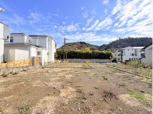 神奈川県三浦郡葉山町長柄の土地