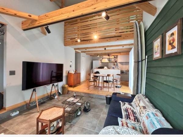 神奈川県茅ヶ崎市西久保の中古戸建