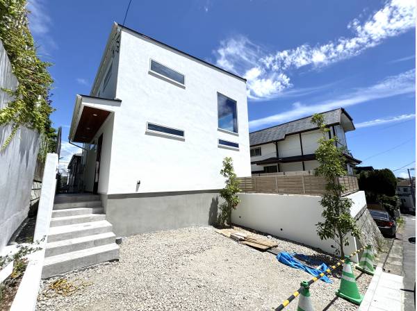 神奈川県鎌倉市西鎌倉３丁目の新築戸建