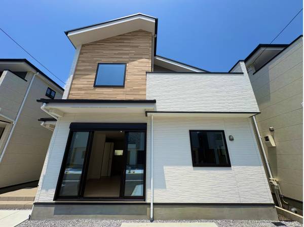 神奈川県藤沢市本藤沢２丁目の新築戸建