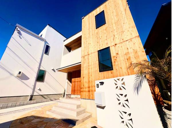 神奈川県茅ヶ崎市浜竹４丁目の新築戸建