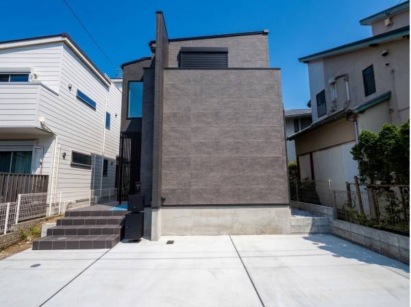 神奈川県藤沢市鵠沼海岸３丁目の新築戸建