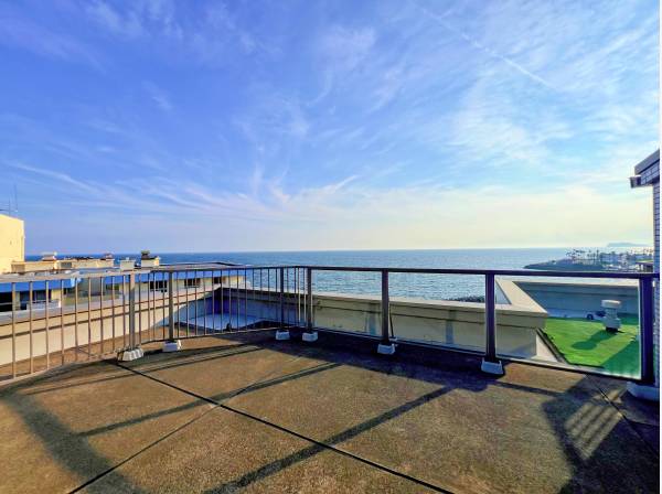 神奈川県逗子市小坪４丁目のマンション