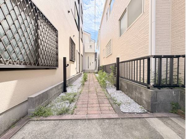 神奈川県藤沢市辻堂新町１丁目の中古戸建