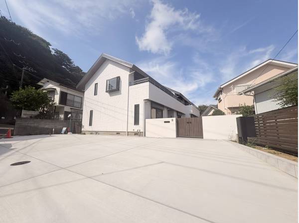 神奈川県三浦郡葉山町長柄の中古戸建