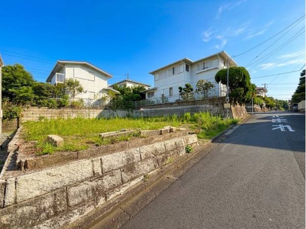 神奈川県逗子市久木８丁目の土地
