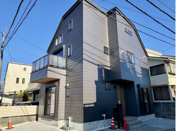 神奈川県藤沢市鵠沼海岸３丁目の新築戸建