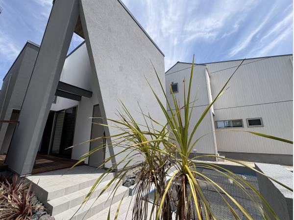 神奈川県藤沢市亀井野の新築戸建