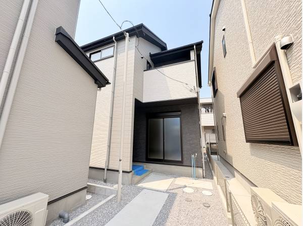 神奈川県茅ヶ崎市東海岸南４丁目の新築戸建