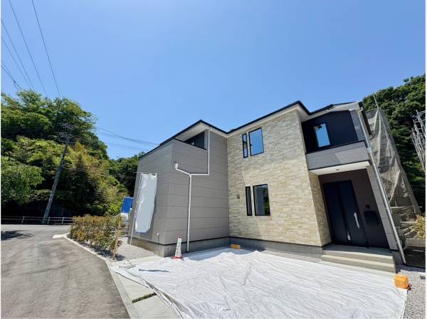 神奈川県鎌倉市梶原３丁目の新築戸建