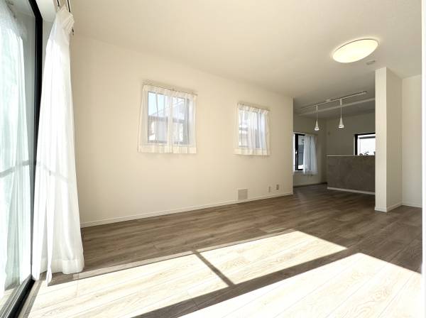 神奈川県茅ヶ崎市柳島海岸の中古戸建