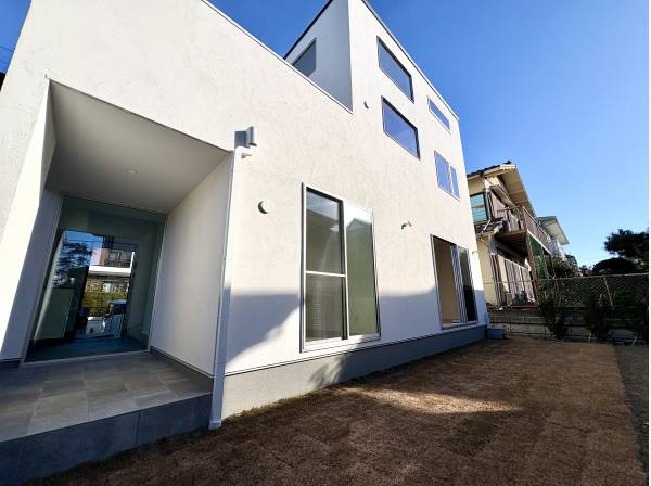 神奈川県藤沢市片瀬山３丁目の新築戸建