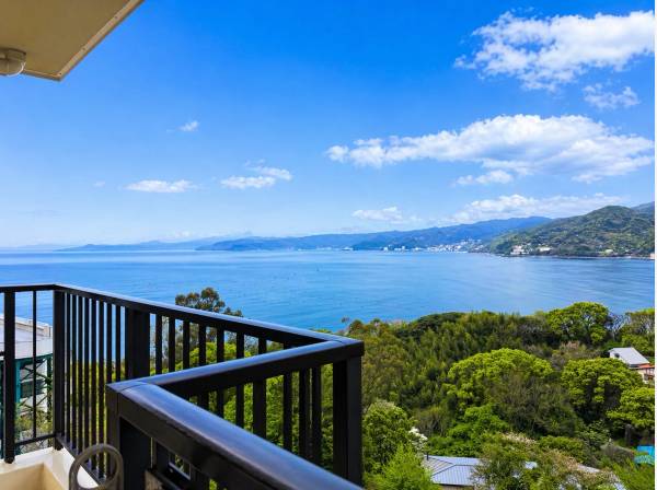 神奈川県足柄下郡真鶴町真鶴のマンション