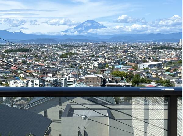 神奈川県藤沢市片瀬山１丁目の新築戸建