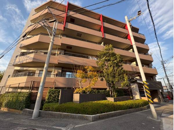 神奈川県鎌倉市小袋谷２丁目のマンション