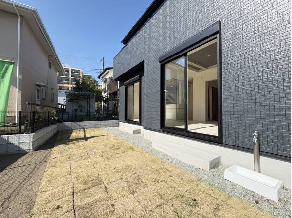 神奈川県藤沢市本藤沢2丁目の新築戸建