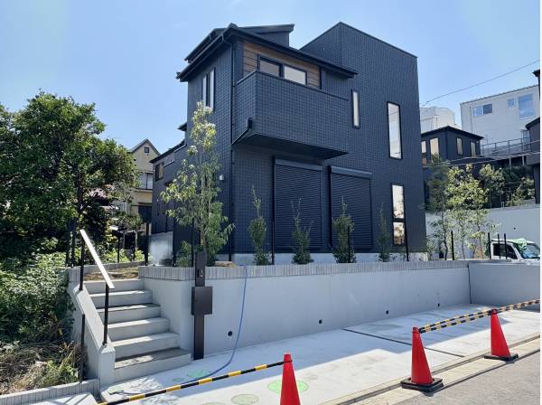 神奈川県鎌倉市腰越の新築戸建