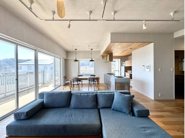 神奈川県横須賀市西浦賀４丁目のマンション