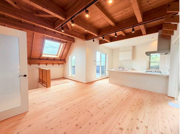 神奈川県逗子市桜山５丁目の中古戸建