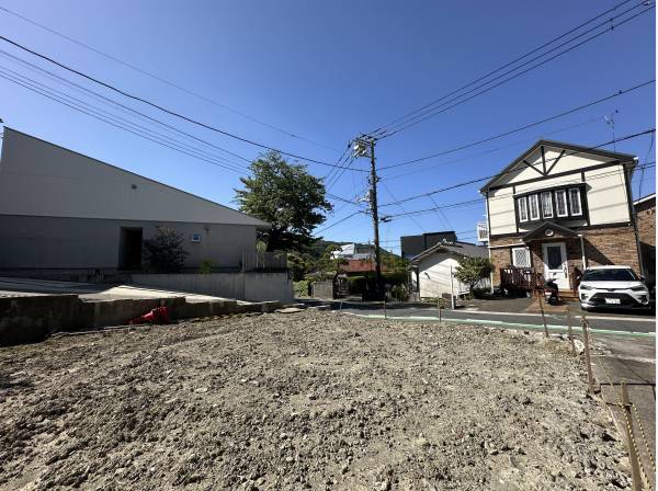 神奈川県三浦郡葉山町一色の土地