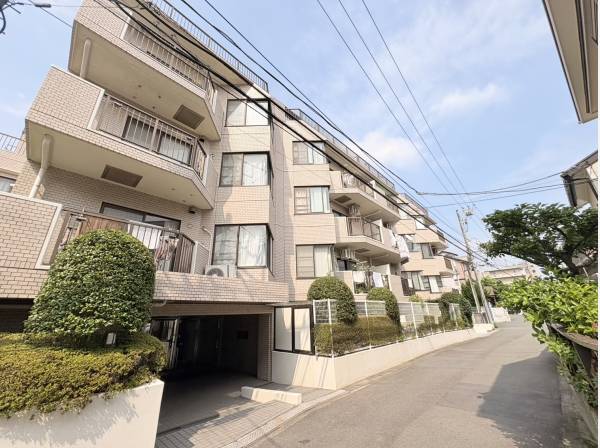 神奈川県鎌倉市梶原のマンション