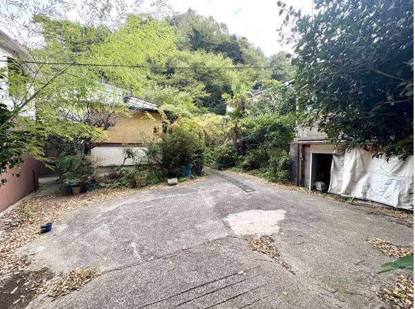 神奈川県三浦郡葉山町堀内の土地