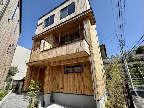 神奈川県鎌倉市七里ガ浜１丁目の新築戸建