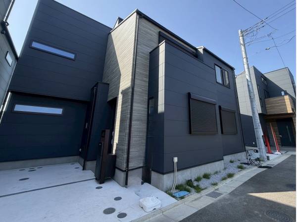 神奈川県藤沢市城南５丁目の新築戸建