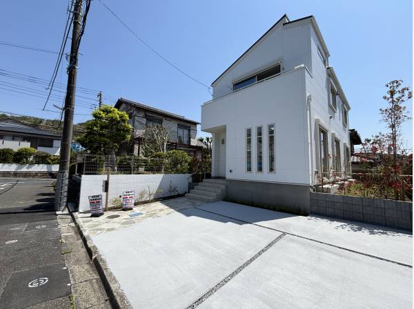 神奈川県鎌倉市稲村ガ崎５丁目の新築戸建